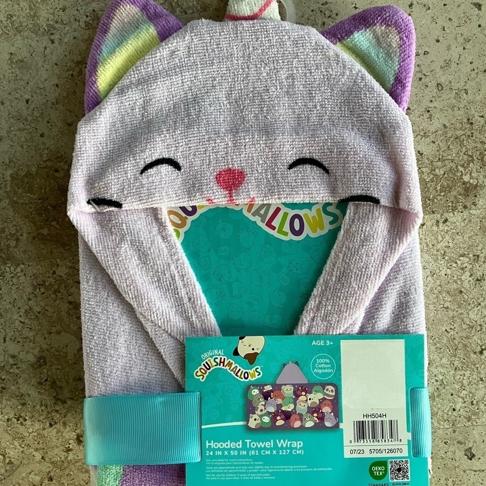 NWT Squishmallow Unicorn Hooded Kids Towel Wrap- Purple 100% Cotton - Picture 2 of 4